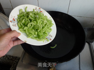 Snake Gourd Fried Prawns recipe