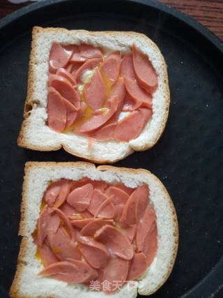 Delicious and Nutritious Breakfast Sandwich + Milk (cucumber Juice) + Red Wine and Sydney recipe