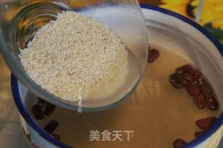 Black Millet Porridge with Red Dates and Wolfberry recipe