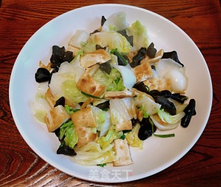 Stir-fried Cabbage with Fungus Tofu recipe