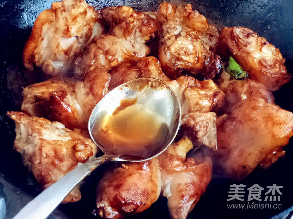 Soy Roast Pork Feet recipe