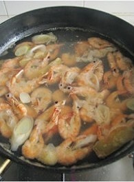 Tasty Boiled Shrimp recipe