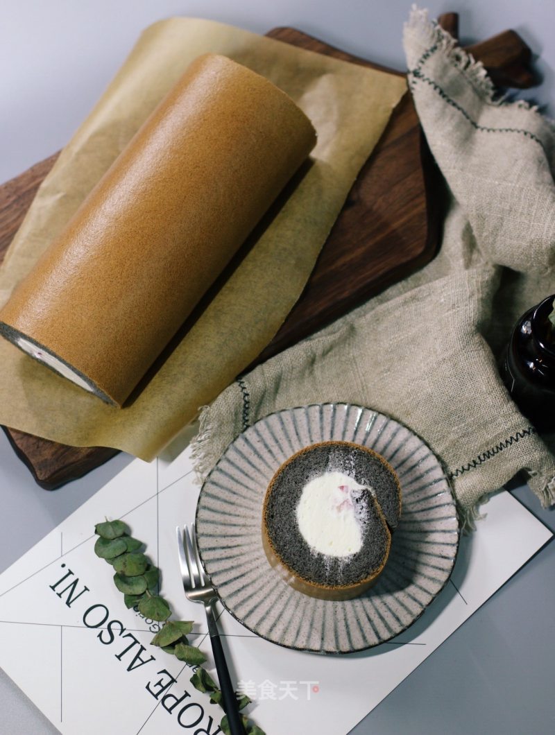 #the 4th Baking Contest and is Love to Eat Festival# Mellow Black Rice Chiffon Cake Roll recipe