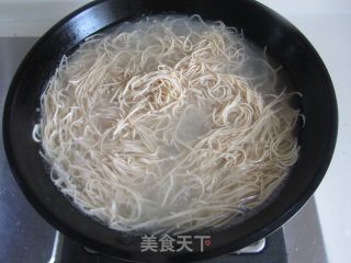 Nepeta Bean Sprouts Mixed with Dried Shreds recipe