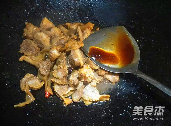 Braised Mountain Pork in Sauce recipe