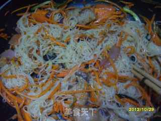 Stir-fried Luo Xiu Rice Noodles recipe