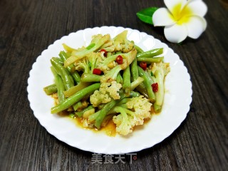 Cauliflower Fried Beans recipe