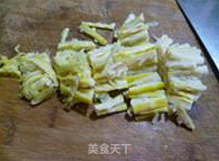 Stir-fried Lamb Tail Bamboo Shoots with Homemade Lean Pork recipe