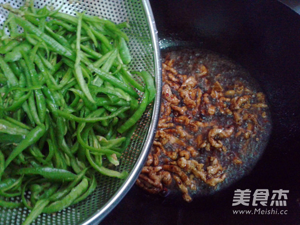 Sichuan Green Pepper Shredded Pork recipe