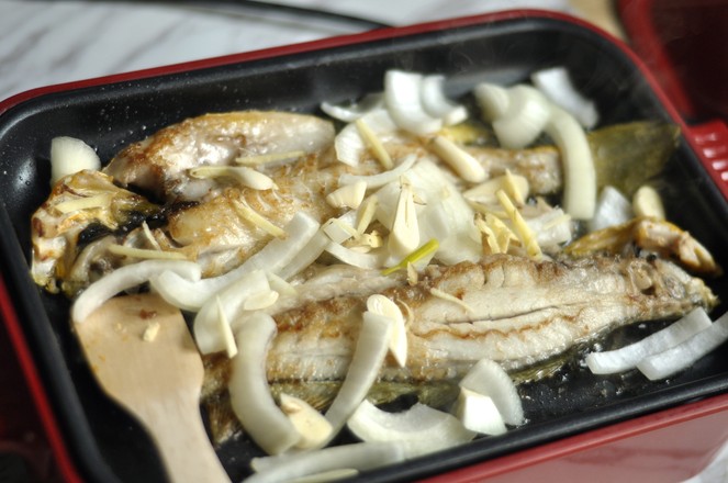 Pan Fried Yellow Croaker recipe