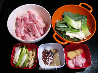 Stir-fried Pork with Garlic recipe