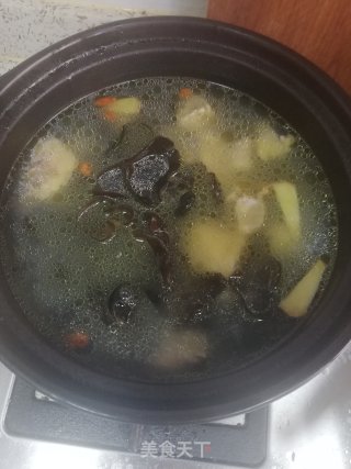 Chicken Fungus Soup recipe
