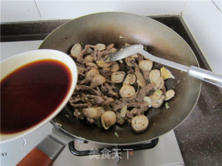 Beef Tenderloin with Straw Mushroom in Oyster Sauce recipe