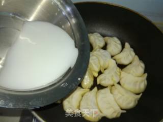 Fried Dumplings with Ice Flower recipe