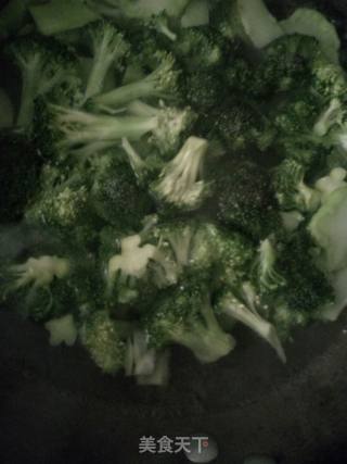 Broccoli with Oyster Sauce recipe