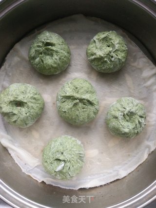 Chinese Mugwort Dried Bean Curd Buns recipe