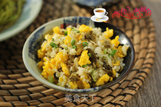 Fried Rice with Pickled Vegetables and Eggs recipe