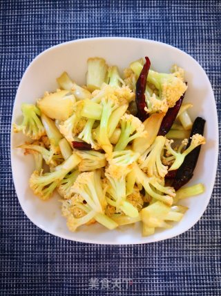 Appetizers-stir-fried Organic Cauliflower recipe