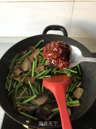 Stir-fried Bacon with Garlic recipe