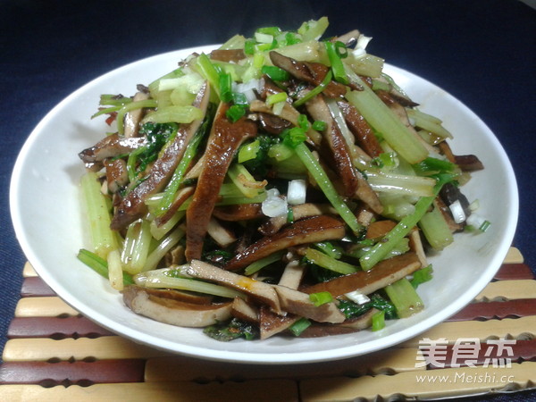 Celery Stir-fried Tofu recipe