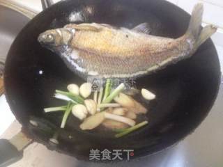 Braised Bream in Soy Sauce recipe