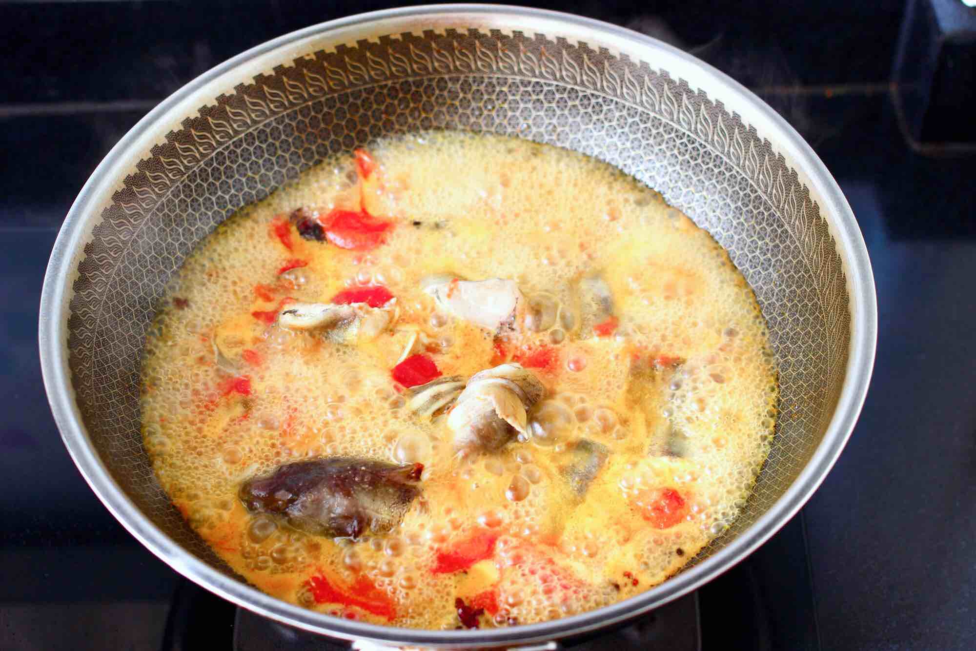 Sour Soup Tomato Sea Catfish recipe