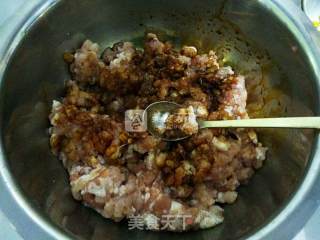 Crab Noodle Steamed Meat Omelet recipe