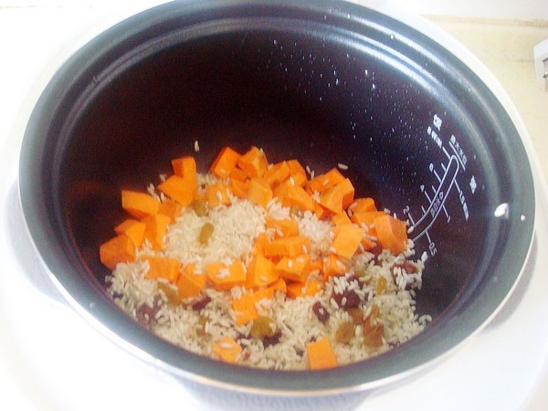 Sweet Potato Dried Fruit Sticky Rice recipe