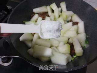 Braised Winter Melon with Roasted Bones recipe