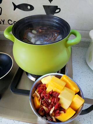 #trust之美#five-fingered Peach and Papaya Stewed Chicken recipe