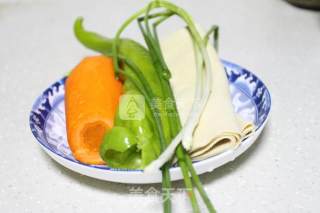 Home-style Stir-fry: Stir-fried Shredded Carrot with Bean Curd recipe