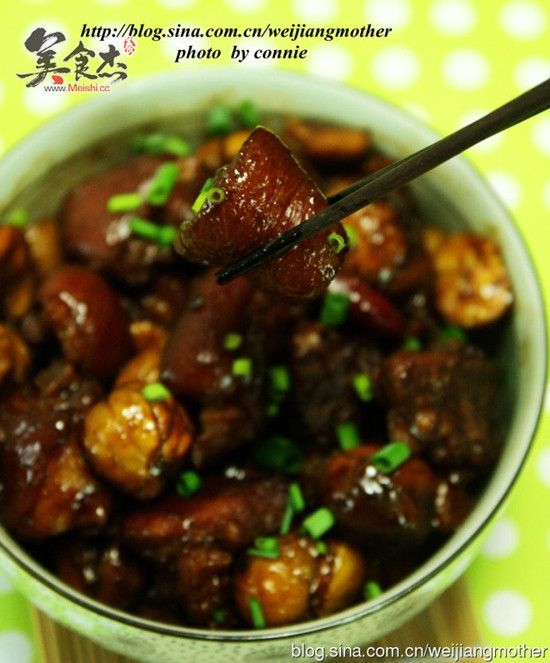 Braised Pork Tail with Chestnuts recipe