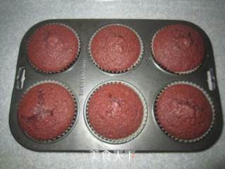 Red Velvet Cupcakes---home Simple Edition recipe