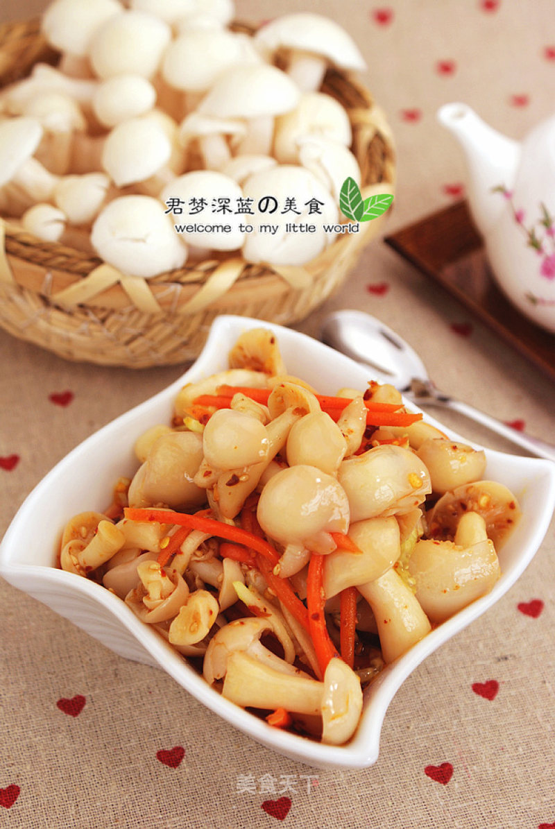 White Jade Mushroom with Cold Sauce recipe
