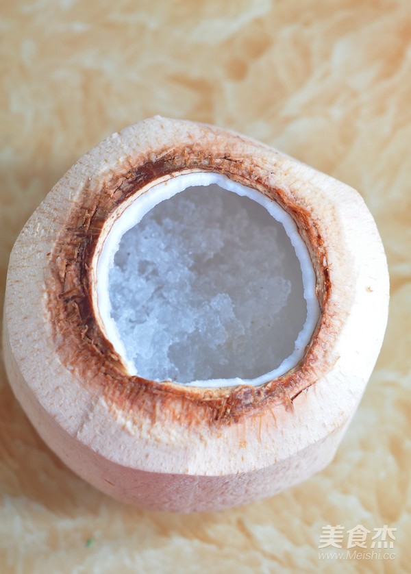 Coconut Stewed Snow Bird recipe