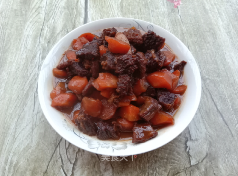 Stewed Beef Brisket with Carrots recipe