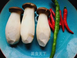 Shredded Eryngii Mushrooms in Cold Dressing recipe