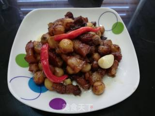 Roast Pork with Fresh Lotus Seeds recipe