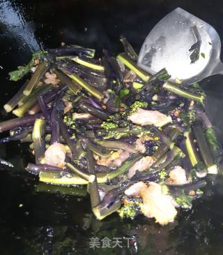 Stir-fried Bacon with Seaweed Moss recipe