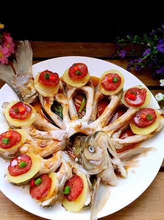 Steamed Fish with Sausage recipe