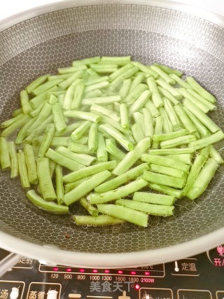 Stir-fried String Beans recipe