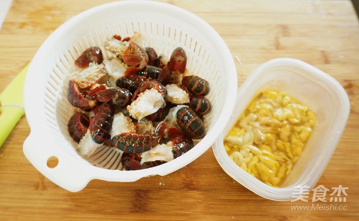 Authentic Huaiyang Home Style-braised Crayfish recipe