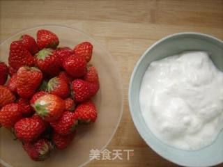 Strawberry Milkshake recipe