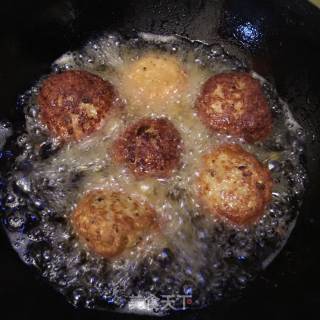 #trust之美# Braised Big Meatballs (sixi Meatballs) Lion Head recipe