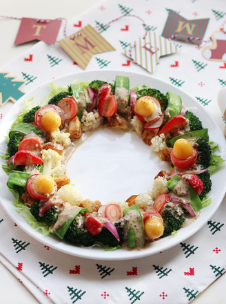 Christmas Wreath-chobe Salad Sauce