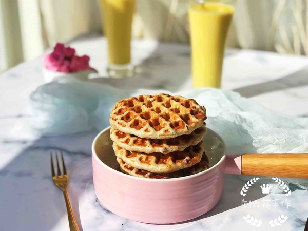 Whole Wheat Nut Waffles (yeast Version) recipe