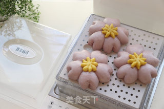 Happy Big Flower-like Steamed Buns recipe