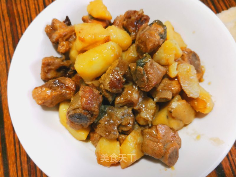 Braised Pork Ribs with Potatoes recipe