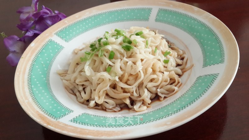 Hand-rolled Noodles with Sauce and Dry Mix recipe