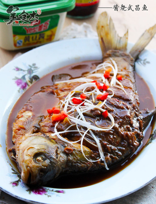 Braised Wuchang Fish in Soy Sauce recipe